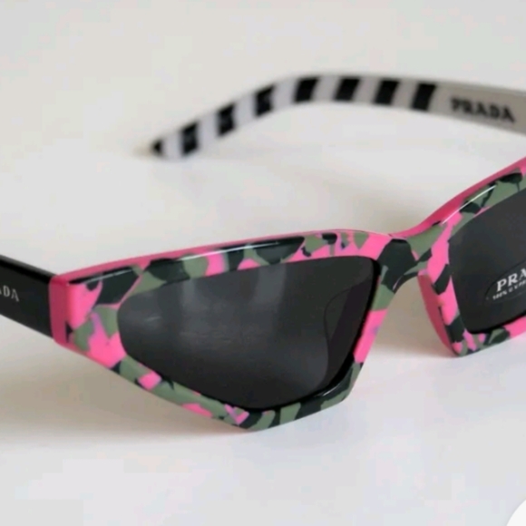 PRADA SPR 12V-F 462-550 Cat Eye Pink Camo Sunglasses NWT - Picture 7 of 10